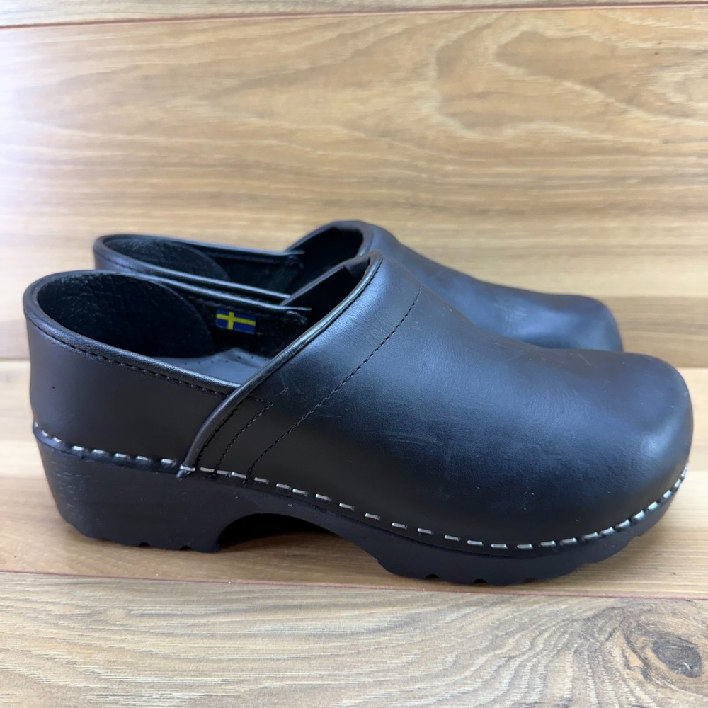 BJORK Swedish Clogs Professional Walking 9 9.5 EU 40 Black Oiled Leather Nurse